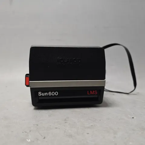 POLAROID 600 LAND CAMERA SUN 600 