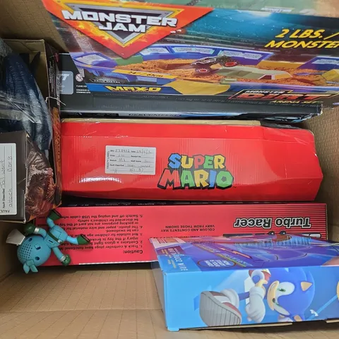 APPROXIMATELY 6 ASSORTED TOYS & GAMES PRODUCTS TO INCLUDE SUPER MARIO BOWSERS CASTLE PLAYSET, SLOT RACE TURBO RACER, MONSTER JAM ARENA SET, ETC