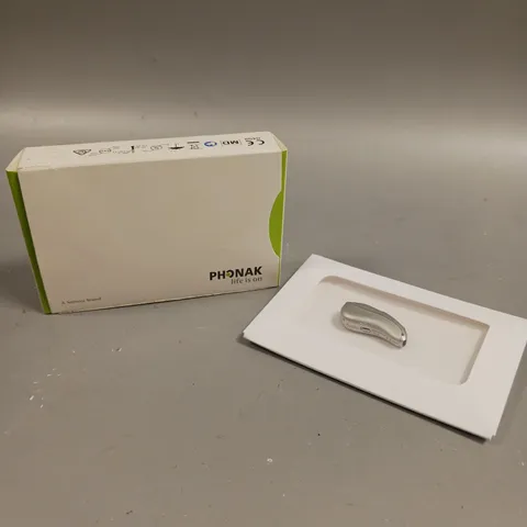 BOXED PHONAK AUDEO LIFE L90 HEARING AID - SILVER GRAY