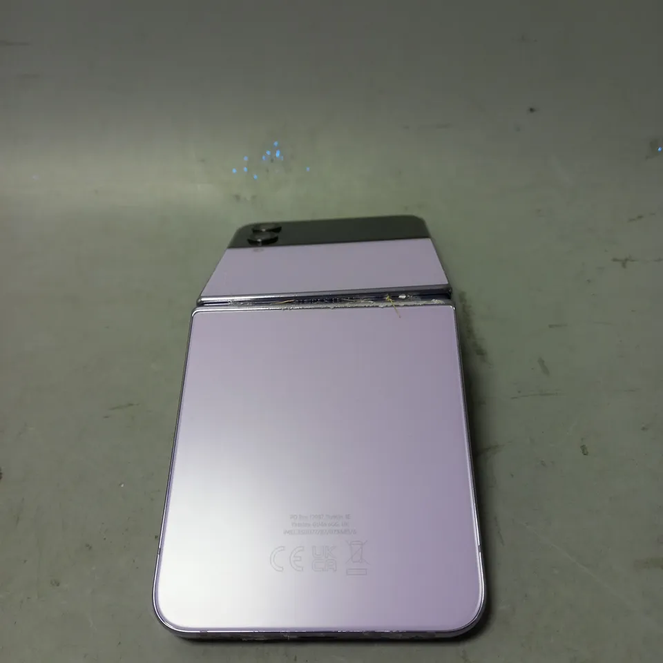 SAMSUNG GALAXY Z FLIP IN PURPLE