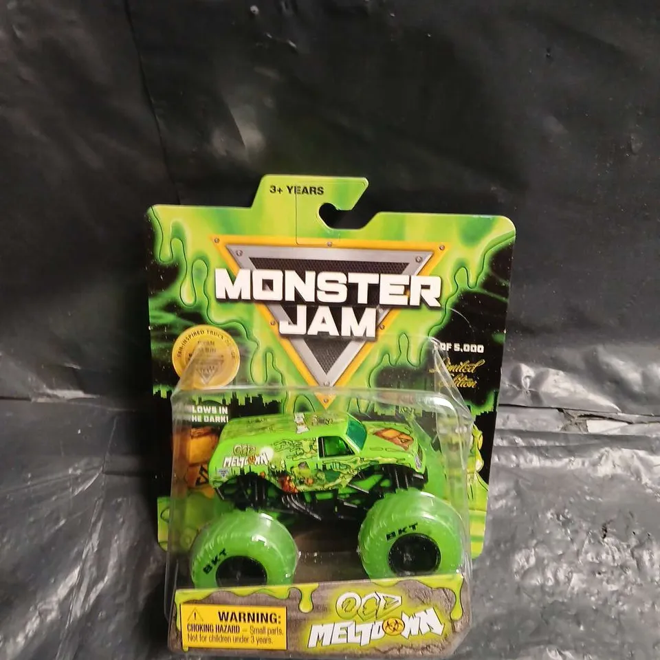 MONSTER JAM GREEN MONSTER TRUCK TOY – CARDED