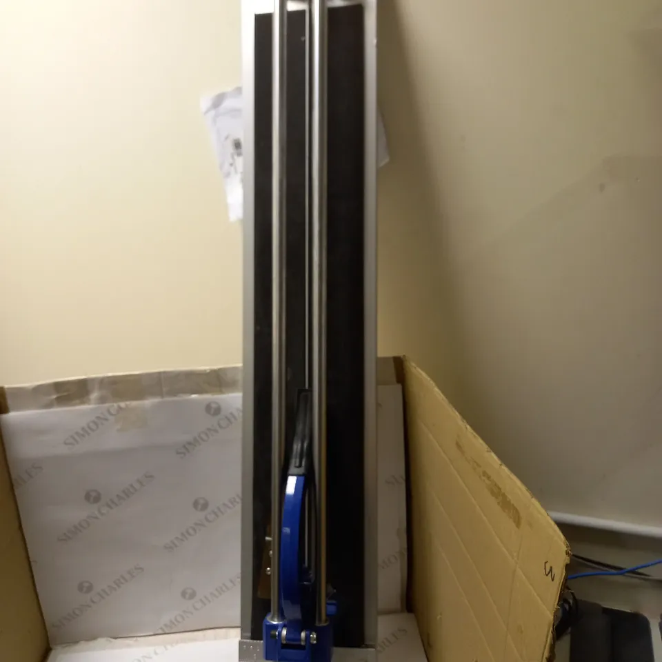 VITREX 102390 900 MM PRO FLAT BED MANUAL TILE CUTTER