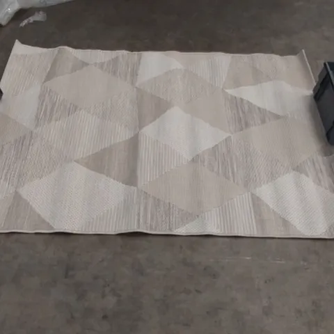 BRAND NEW BAGGED PACO HOME KORTRIJK RUG - 170 x 120cm