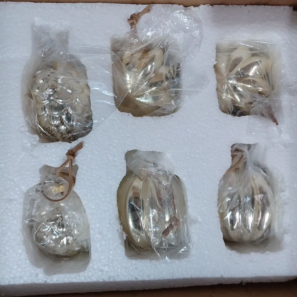 K BY KELLY HOPPEN SET OF 6 ULTIMATE CHRISTMAS TREE DECORATIONS