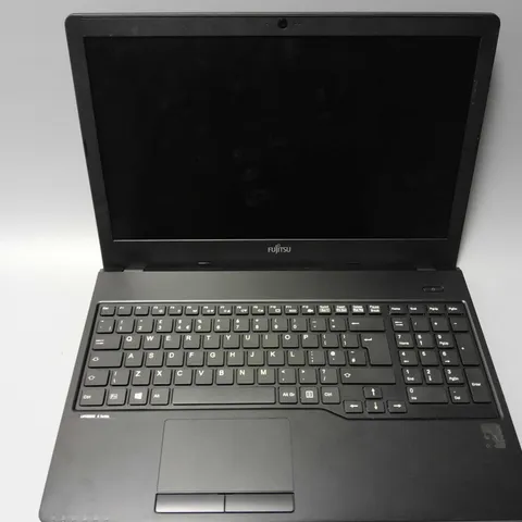 FUJITSU LIFEBOOK A555 LAPTOP 