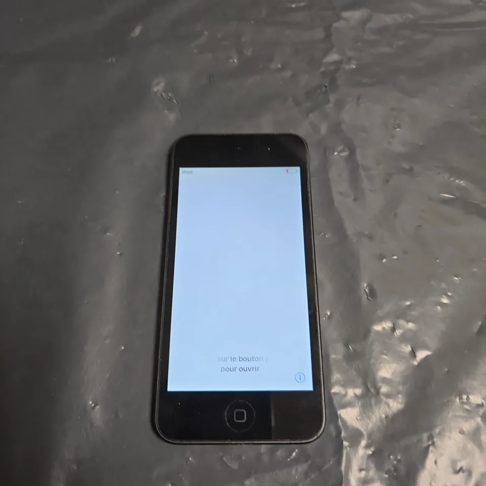 APPLE IPHONE-STYLE SMARTPHONE (BLACK) + IPOD TOUCH 6TH GENERATION .