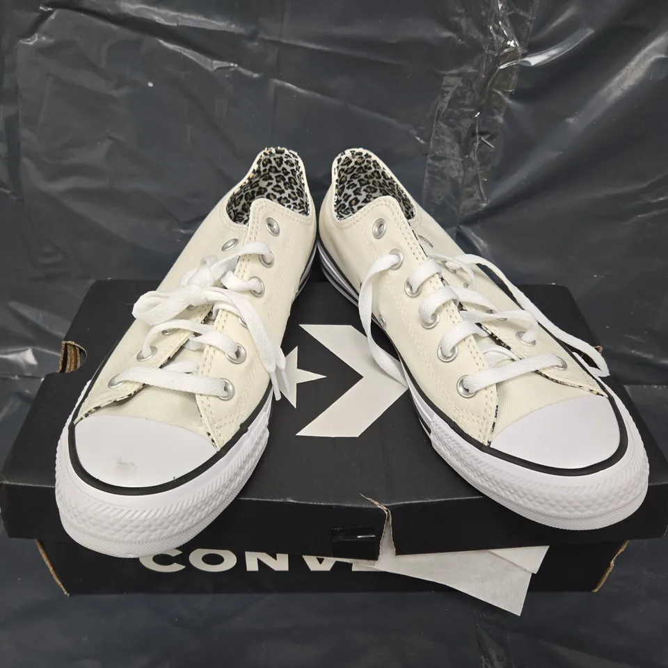 BOXED PAIR OF CONVERSE ANIMAL PRINT SOLE TRAINERS IN CREAM - UK 7