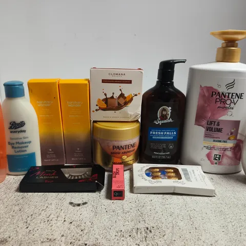 APPROX 12 ASSORTED BEAUTY PRODUCTS TO INCLUDE CLOMANA CLEANSER, DR SQUATCH BODY LOTION, PANTENE CONDITIONER, ETC