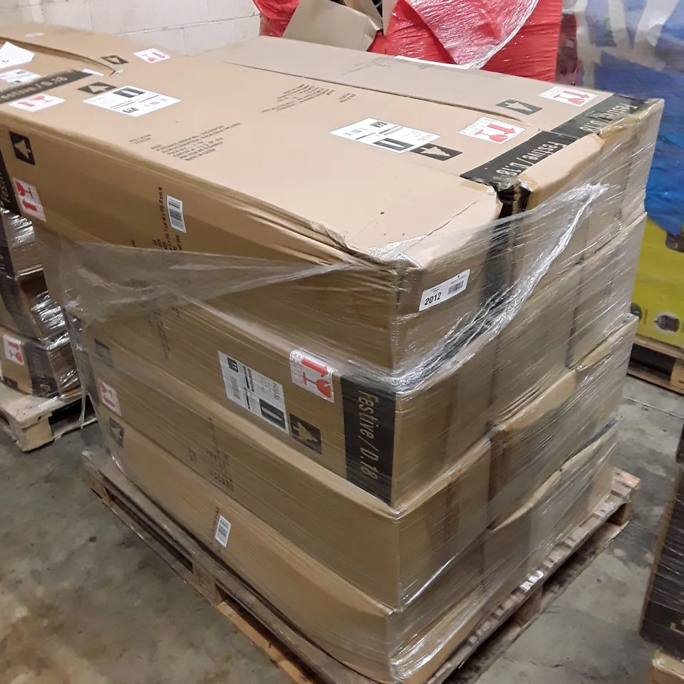 PALLET OF APPROXIMATELY 12 BOXED BRAND NEW 114CM GOLD TIPS TREES