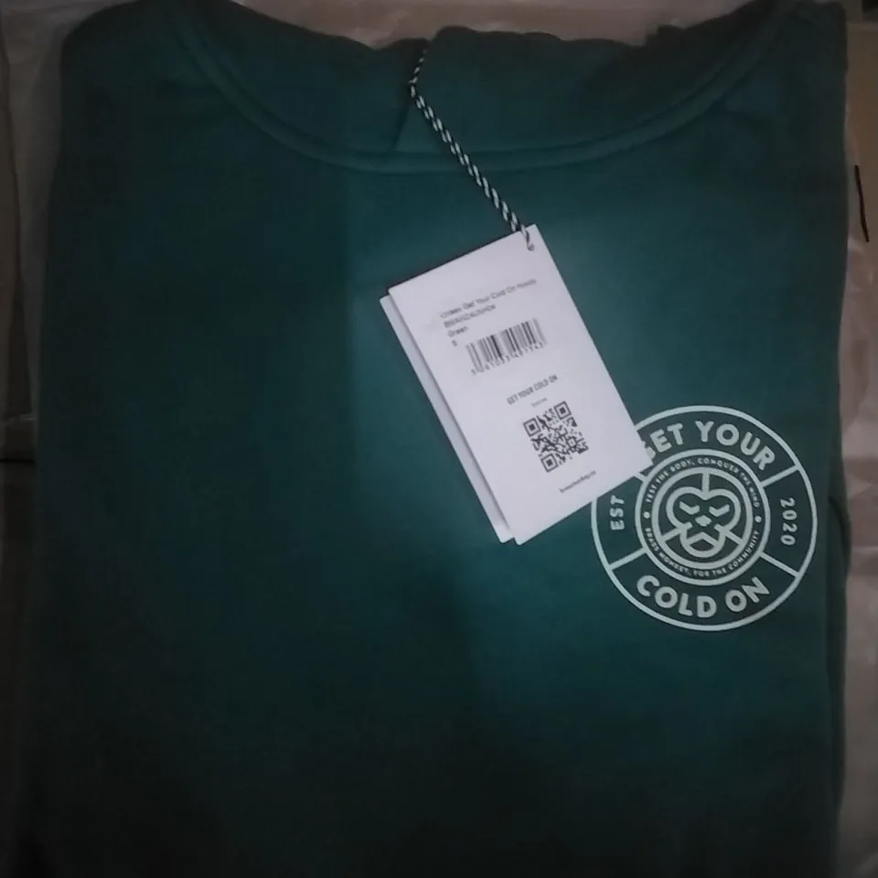 BOX OF MIXED ASSORTMENT OF BRAND NEW BRASS MONKEY CLOTHING ITEMS INCLUDING - HOODIES - SIZES S - APPROXIMATELY X12 ITEMS
