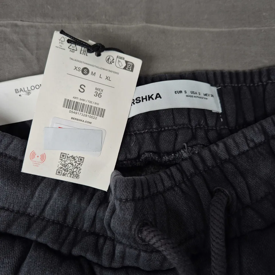 Bershka Men's Drawstring Joggers – Dark Grey, Size S