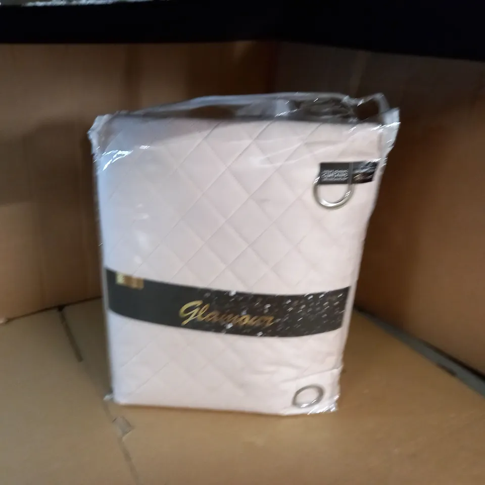 LUXE VELEVT EYELET CURTAINS IN PINK - 229X229CM