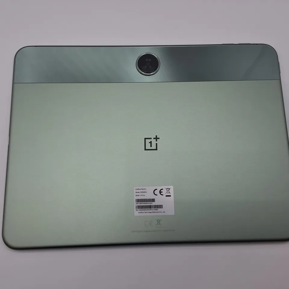 BOXED ONE PLUS PAD GO 8/128GB IN TWIN MINT - OPD2304