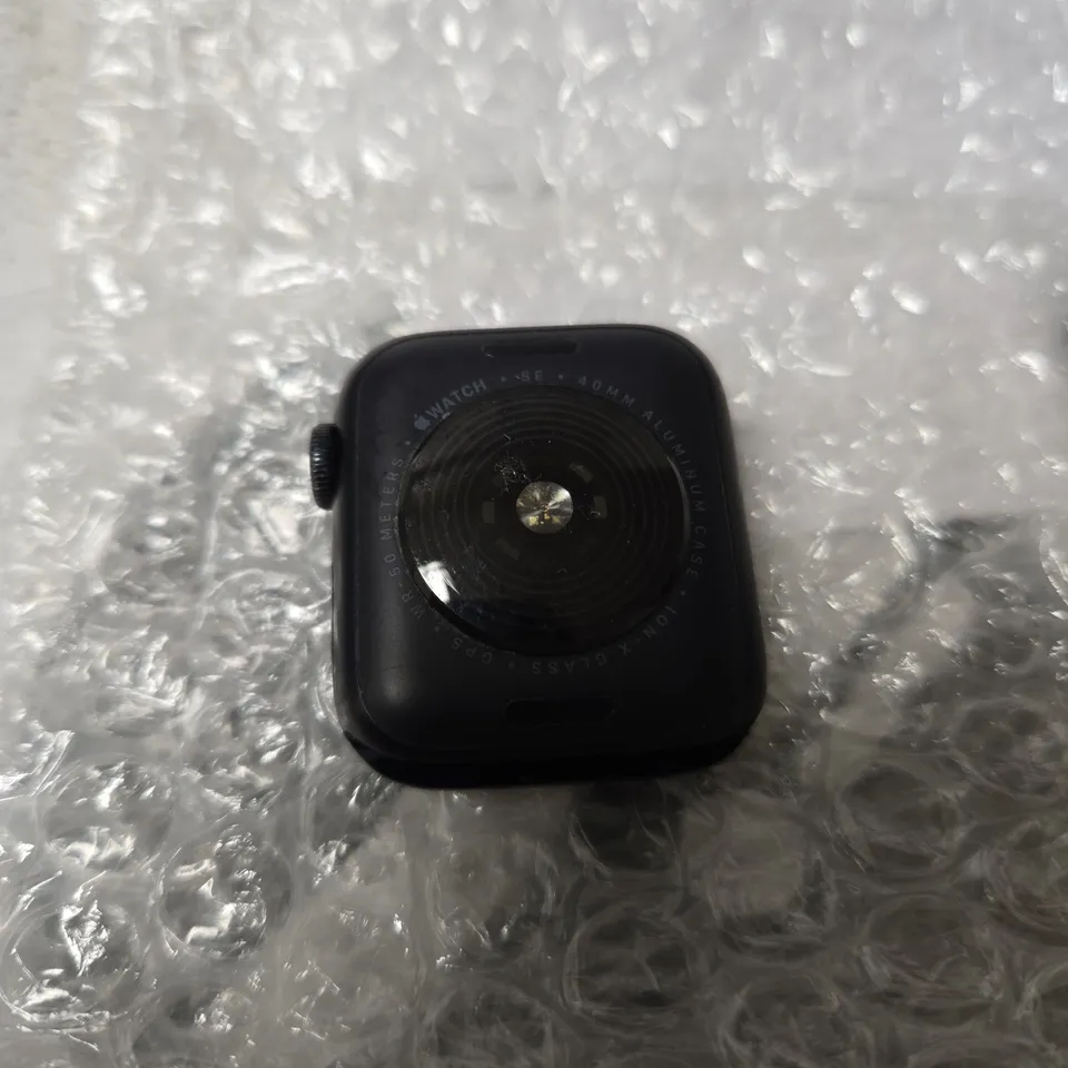 APPLE WATCH SE 2ND GEN 40MM GPS ALUMINIUM MIDNIGHT – BOXED