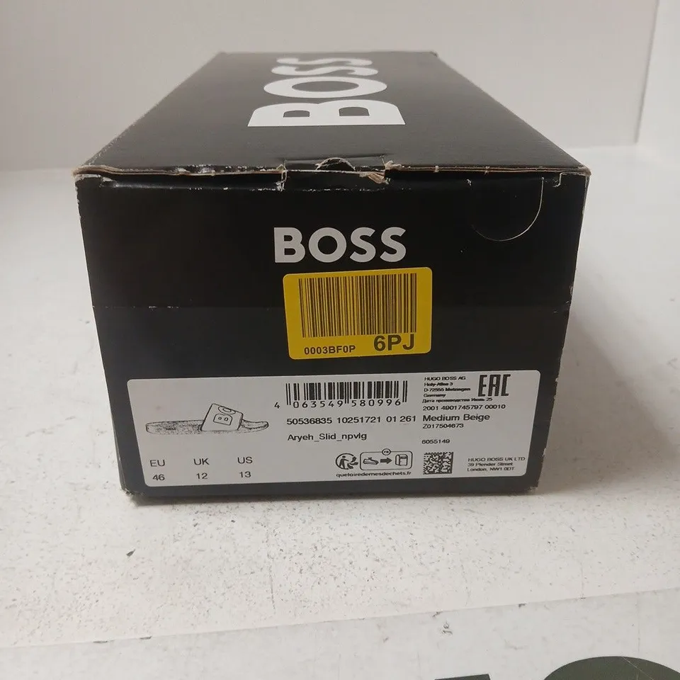 HUGO BOSS MEN’S SLIDES – BEIGE STRAP, BLACK FOOTBED, UK 12 (EU 46)