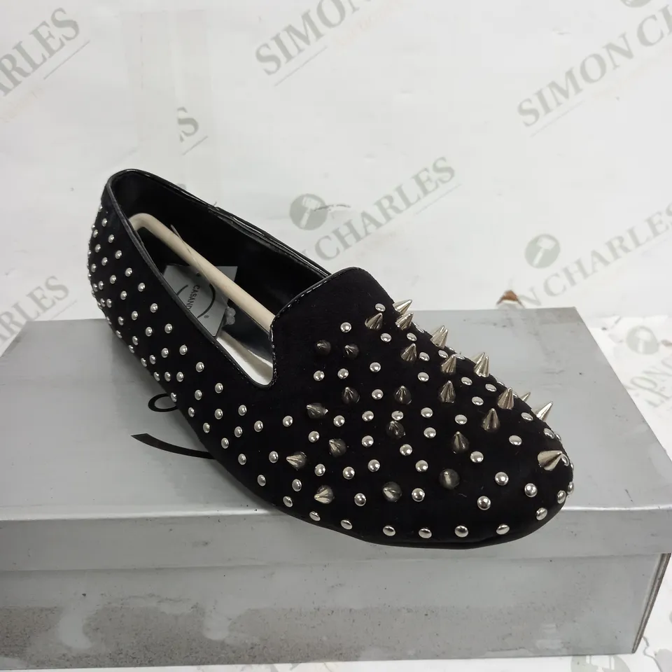 BOXED CASANDRA BLACK LOW SPIKED SHOES - SIZE 5