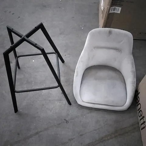 BOXED DANETTI CLEO CHAMPAGNE VELVET BAR STOOL (1 BOX)