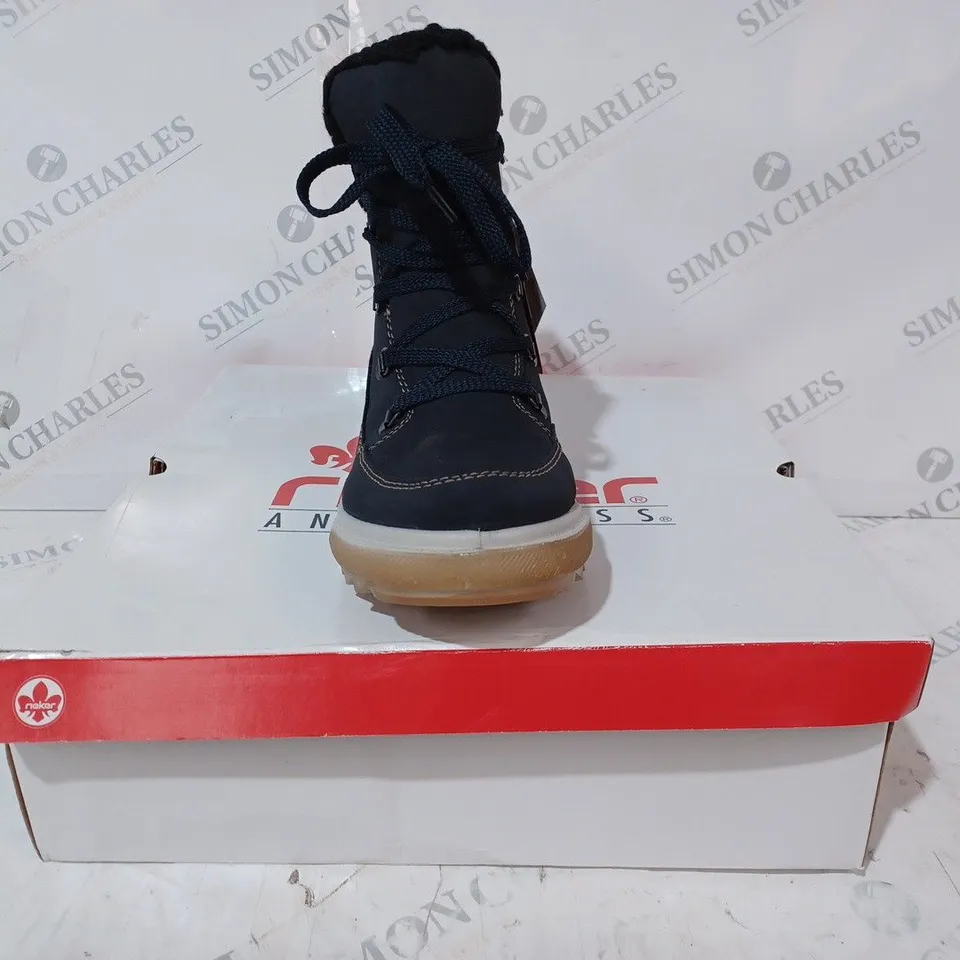 BOXED PAIR OF RIEKER WARM HIKING BOOTS, NAVY - SIZE 6 