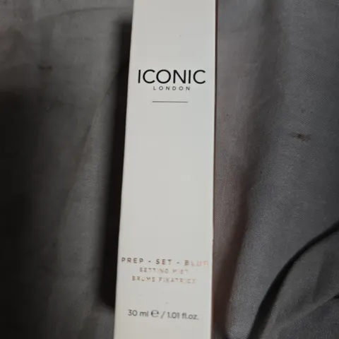 ICONIC LONDON PREP SET BLUR SETTING MIST 30 ML