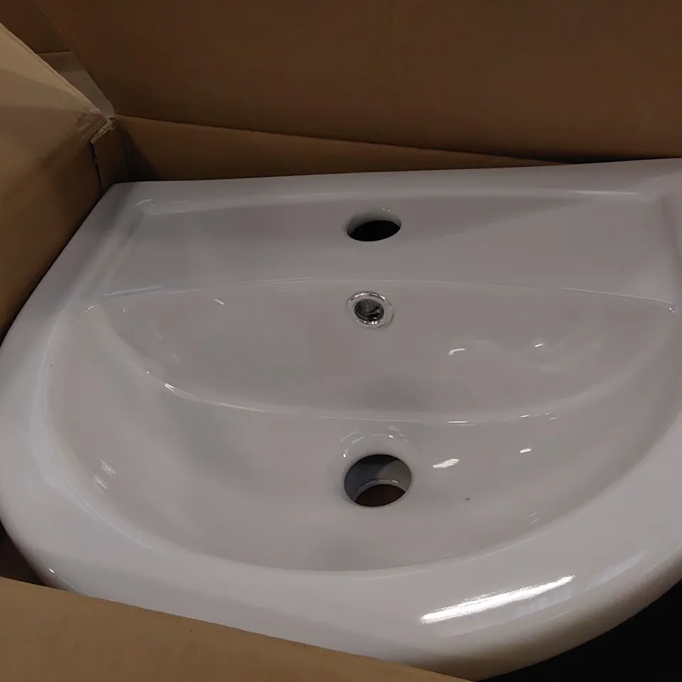 BOXED WHITE CERAMIC BASIN 450mm ONE TAP HOLE