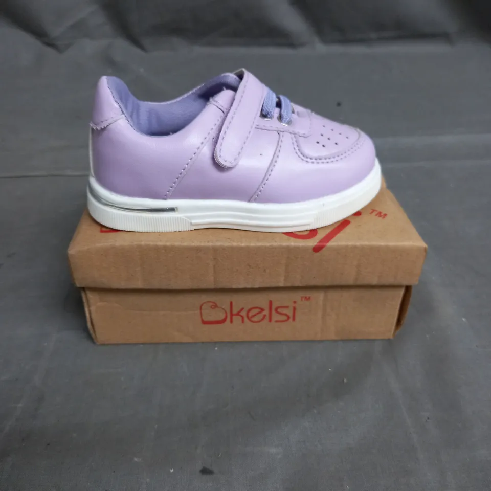BOX OF 10 PAIRS OF KELSI KIDS SHOE IN PURPLE - VARIOUS SIZES