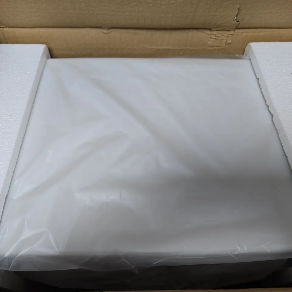 BOXED LIFE IDEAS TRASH CAN IN WHITE 