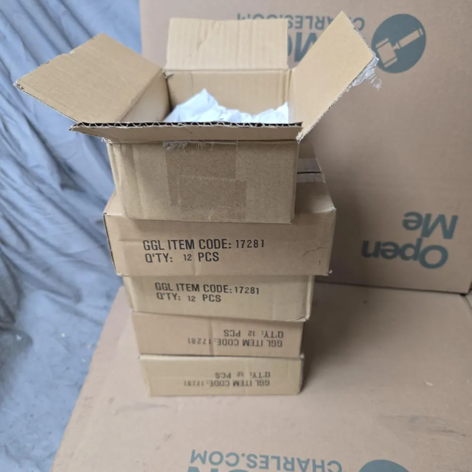  5 BOXES OF ASSORTED GISELA GRAHAM SMALL DECORATIONS 