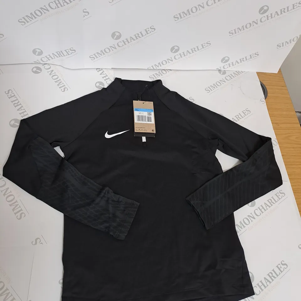 NIKE LOGO 1/4 ZIP FELX DRI-FIT SHIRT SIZE M - KIDS 