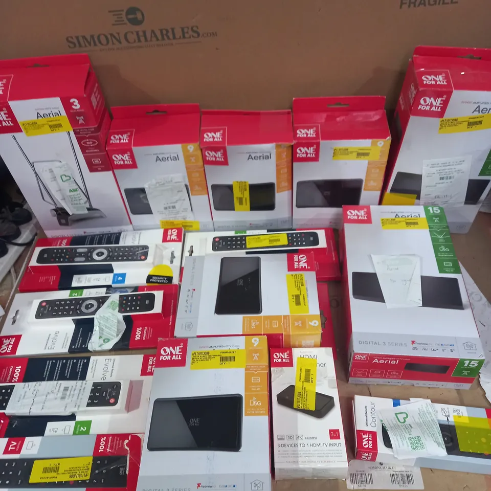 LOT OF APPROX 15 ASSORTED ONE-FOR-ALL ITEMS TO INCLUDE AERIALS, HDMI SWITCHER, REMOTES ETC
