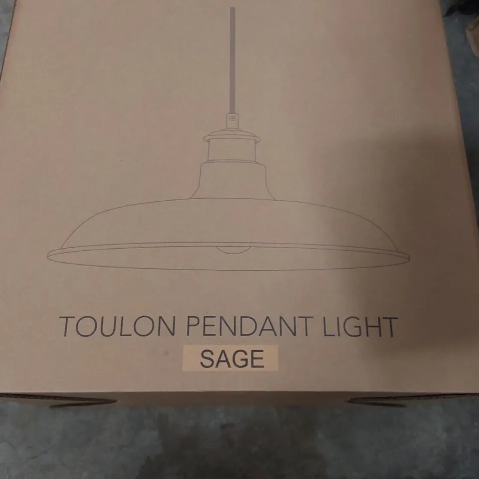 BOXED TOULON PENDANT LIGHT 