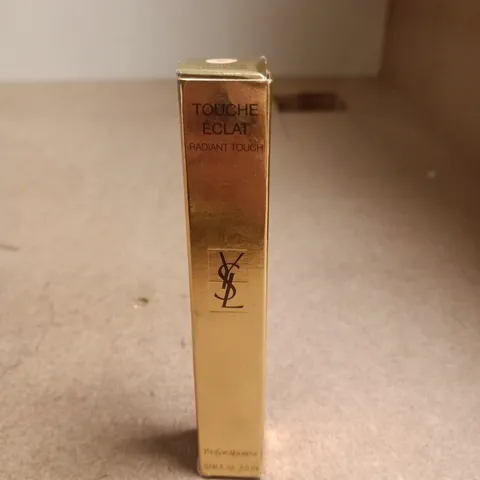 YVES SAINT LAURENT TOUCHE ÉCLAT RADIANT TOUCH CONCEALER – SHADE 2 IVORY LUMIÈRE