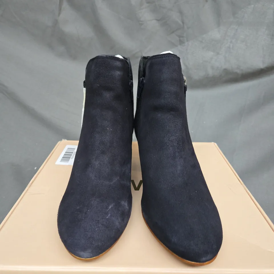 BOXED PAIR OF RAVEL TAY SUEDE ANKLE BOOTS SIZE 6 RRP £95