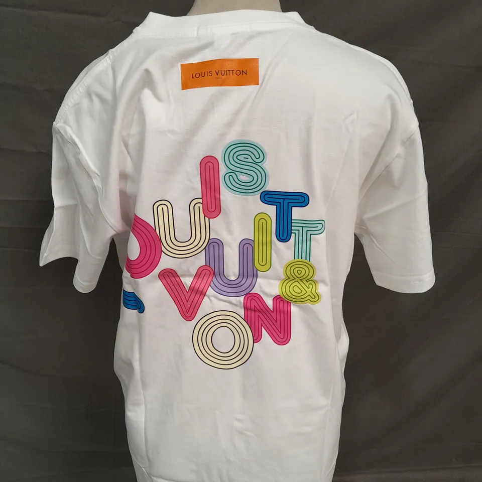 LOUIS VUITTON WHITE GRAPHIC T-SHIRT - XL