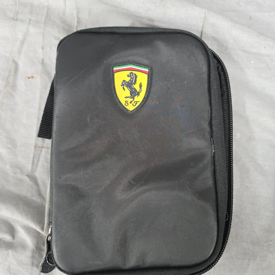 SCUDERIA FERRARI BLACK ZIP POUCH CASE