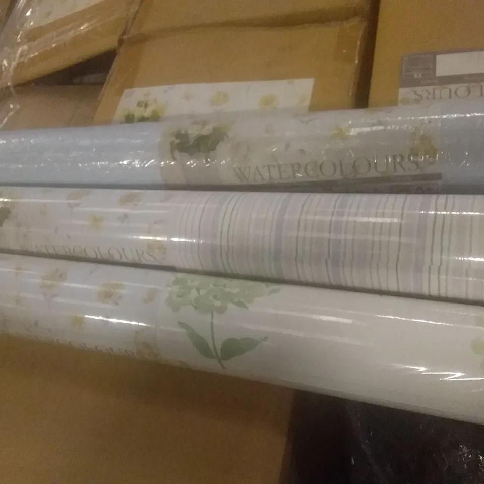 PALLET OF ASSORTED WALLPAPER