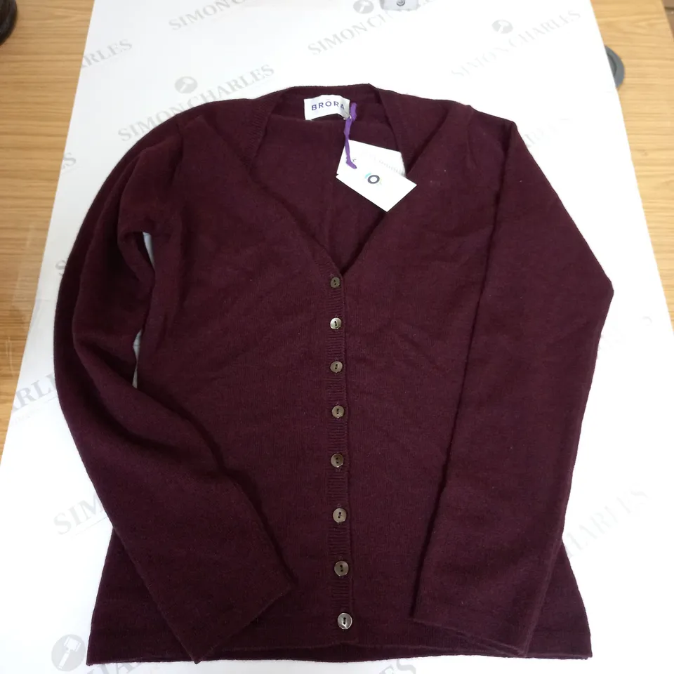 BRORA OXBLOOD CARDIGAN IN MAROON - UK 8 