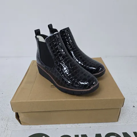 JO & JOE NAVY CROC-TEXTURE CHELSEA BOOTS, UK 4 