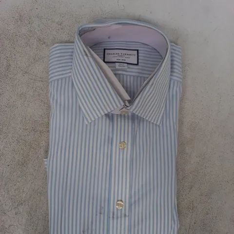 CHARLES TYRWHITT NON-IRON SLIM FIT STRIPED SHIRT IN BLUE/WHITE SIZE 16.5/34"