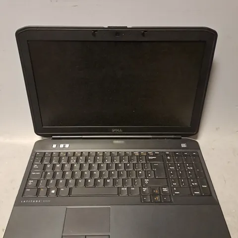 DELL LATITUDE E5530 LAPTOP