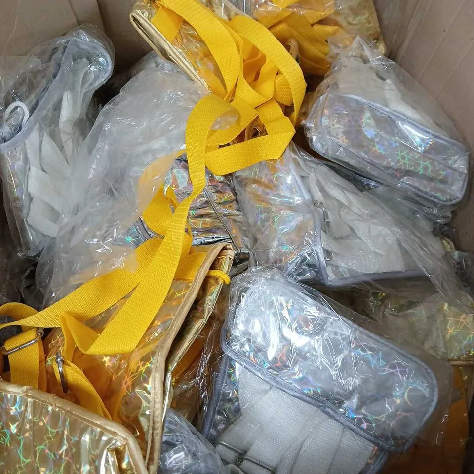 BOX OF APPROX 20 ASSORTED BAGS UNLIMITED BAGS IN GOLD/SILVER