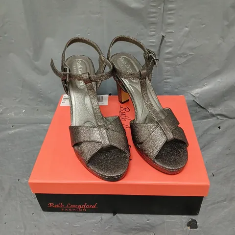 BOXED PAIR OF RUTH LANGSFORD HEELED SANDALS IN PEWTER SIZE 7