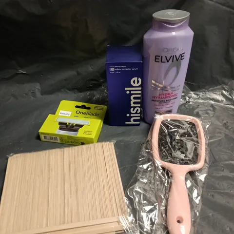 APPROXIMATELY 10 ASSORTED HEALTH & BEAUTY PRODUCTS TO INCLUDE ELVIVE SHAMPOO, ONE BLADE REPLACEMENT BLADES, HISMILE COLOUR CORRECTOR SERUM ETC