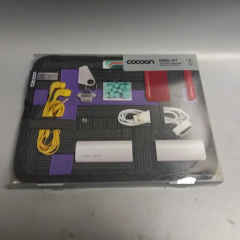 LOT OF APPROX. 40 COCOON ACCESSORY ORGANISER SMALL