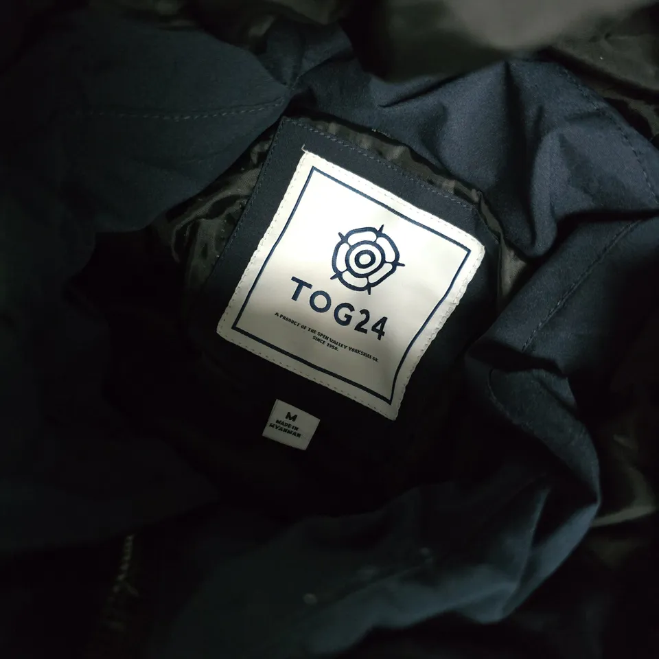 TOG 24 PREECE MENS JACKET IN NAVY - MEDIUM