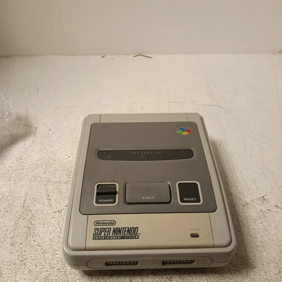 NINTENDO SUPER NES (PAL) CONTROL DECK