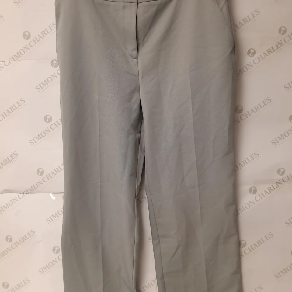 COLLUSION STRAIGHT LEG TROUSERS IN DUCK EGG BLUSE SIZE 18