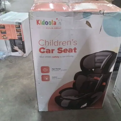 KIDOOLA CHILDREN'S CAR SEAT 