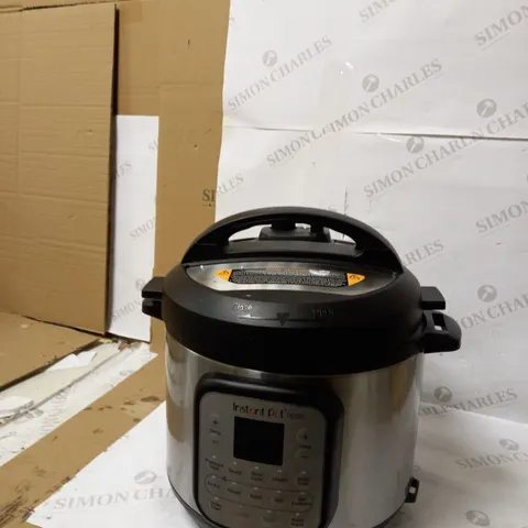 INSTANT POT DUO CRISP AIR FRYER MULTICOOKER