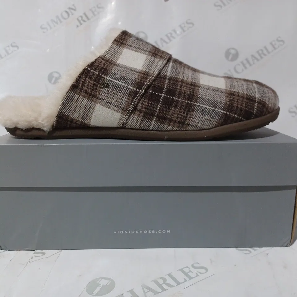 BOXED PAIR OF VIONIC SLIPPERS IN BROWN UK SIZE 12