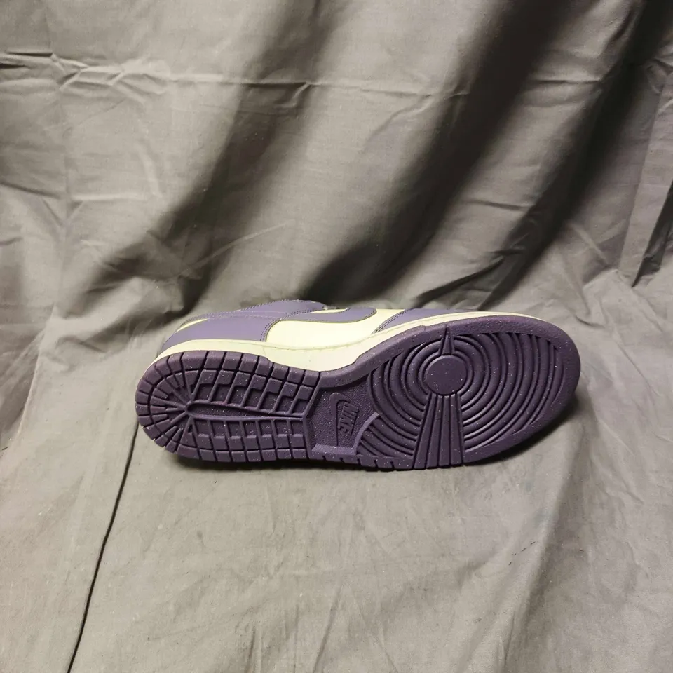 NIKE DUNK LOW SNEAKERS – PURPLE & CREAM- size 9.5